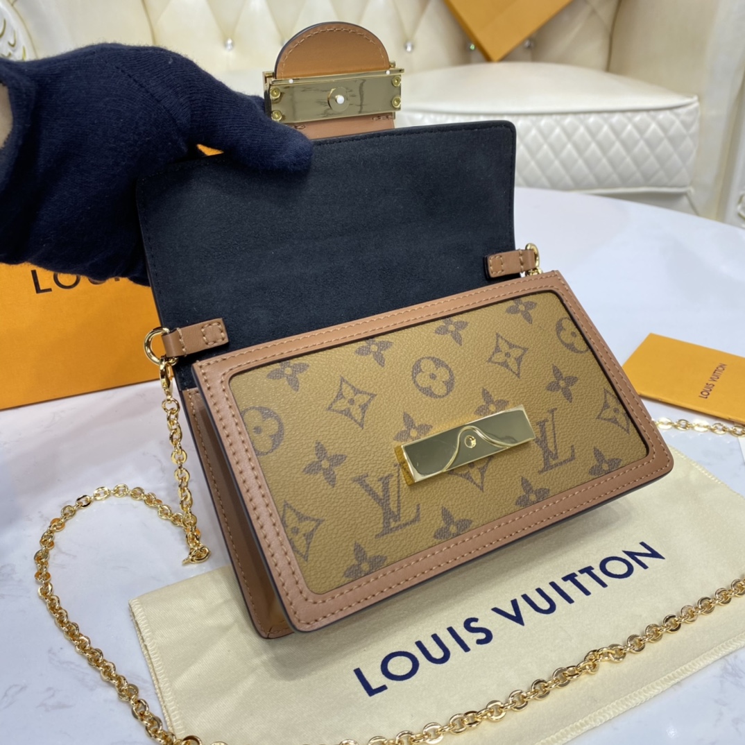 Louis Vuitton DAUPHINE CHAIN WALLET Handbag Monogram M68746 